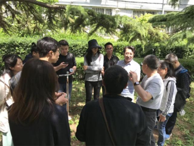 20180519-2清华大学建筑学院学生来必赢亚洲参加土壤学实习289.jpg